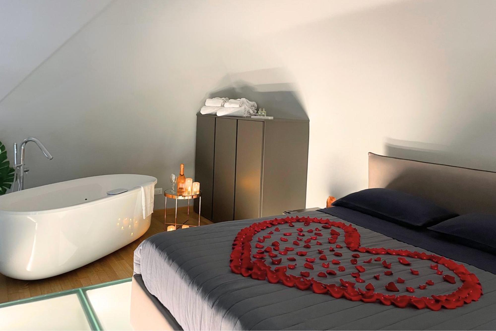 Jacuzzi Luxury Apartment In The Town Centre Turyn Zewnętrze zdjęcie